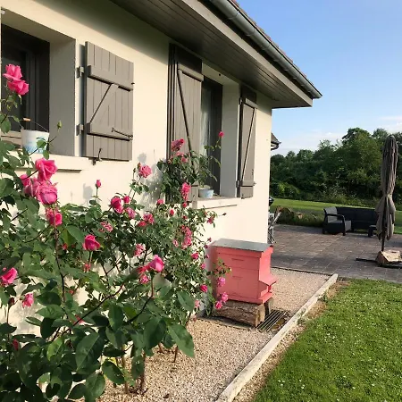 Ferienwohnung Domaine De La Charmille Ermenonville Exterior foto