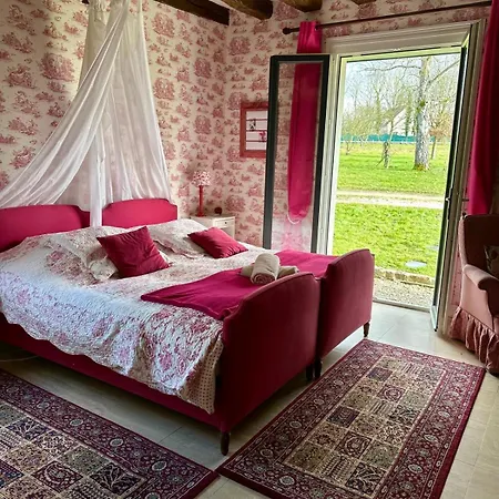 Ferienwohnung Domaine De La Charmille Ermenonville Exterior foto